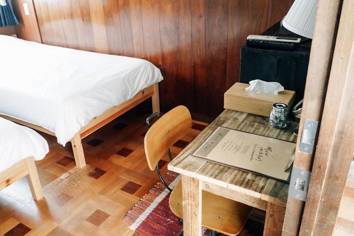 Tipy Records Inn Hanare Odawara Esterno foto